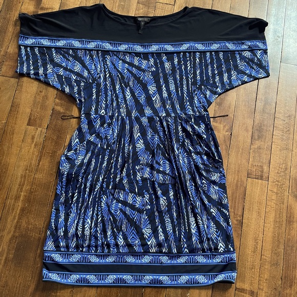 BCBG MaxAria size L - Picture 2 of 10